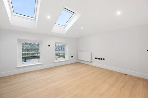 Westbourne Grove, London W2