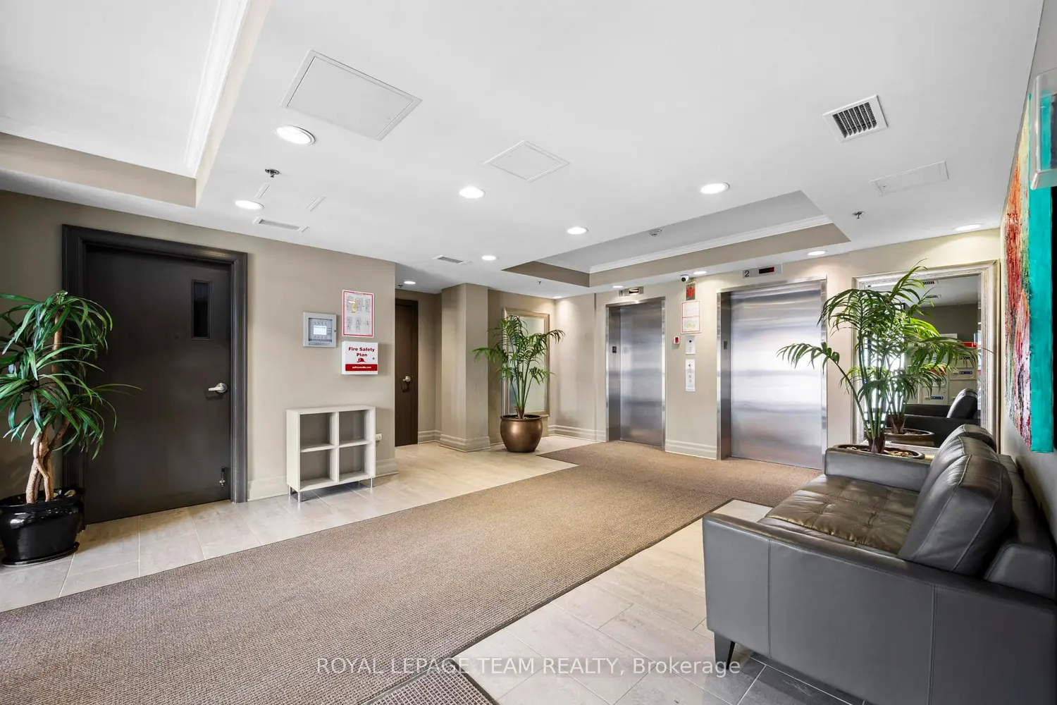 260 Besserer Street 202