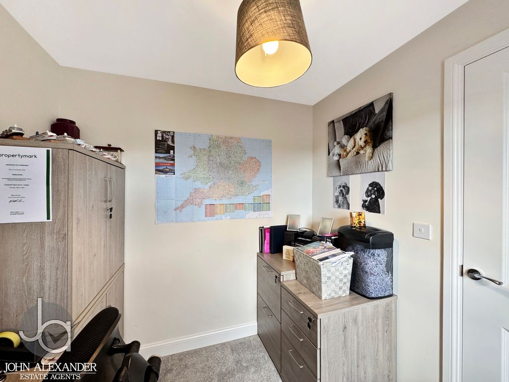 Additional image 22 of 4 bed detached house for salePrimrose Avenue, Dovercourt CO12