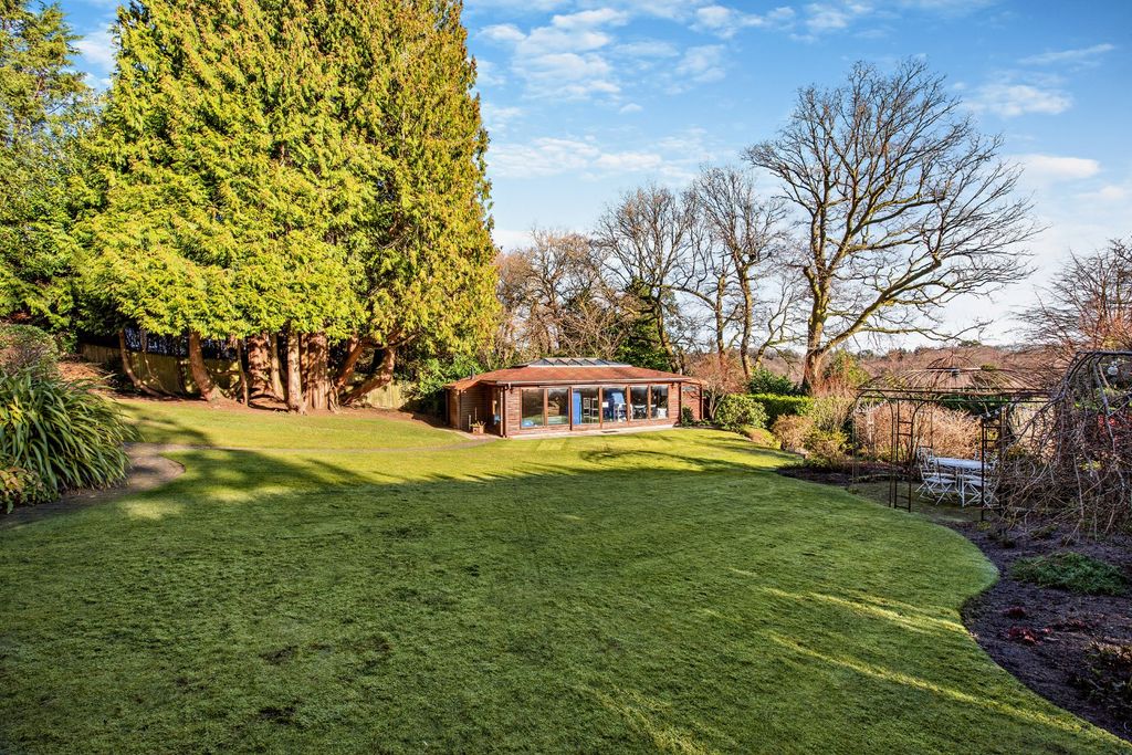 Additional image 18 of 5 bed detached house for saleFarnham Lane, Haslemere, Surrey GU27