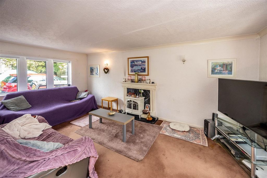 Additional image 12 of 5 bed detached house for saleLanglea Terrace, Hipperholme, Halifax HX3