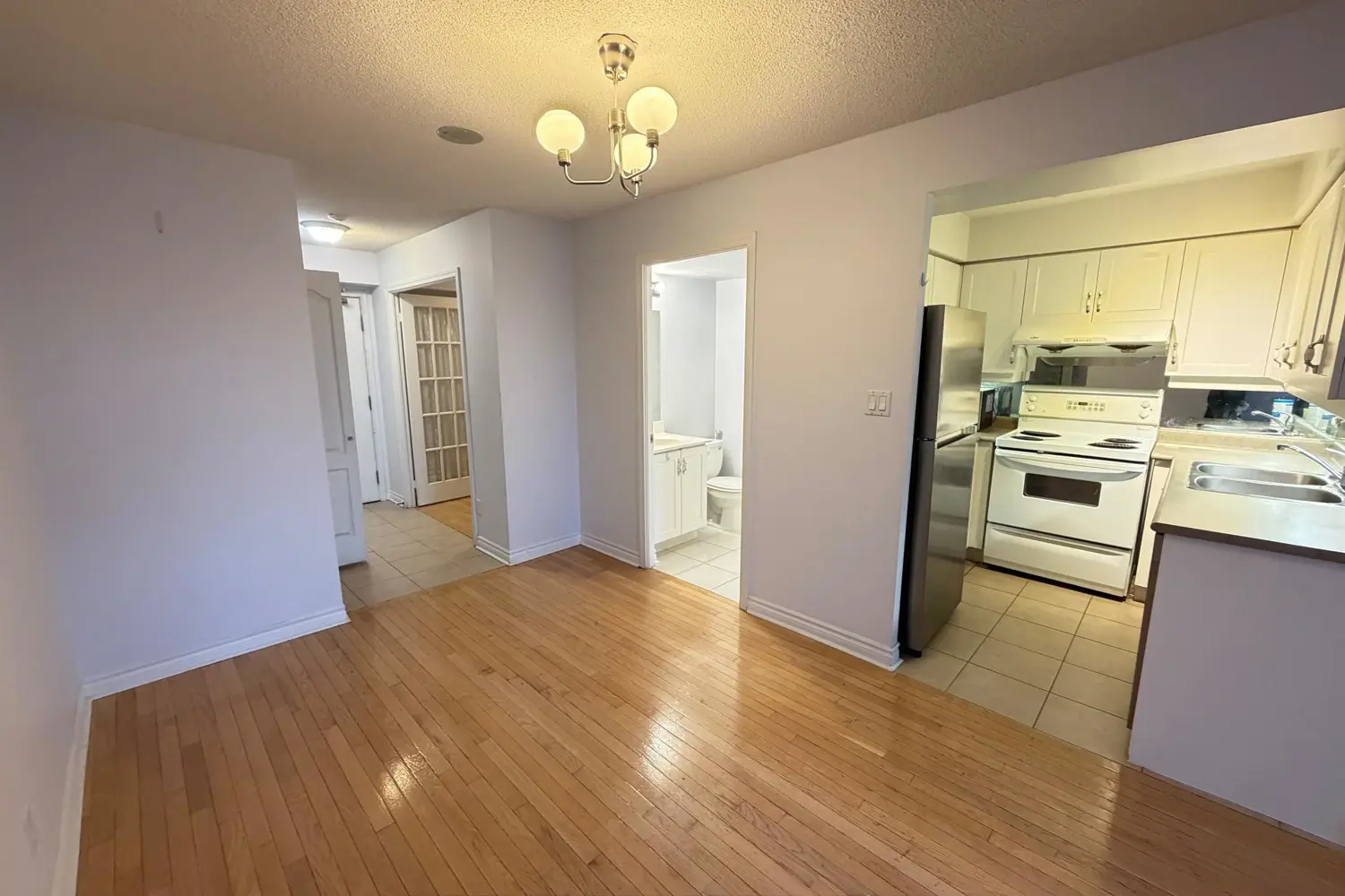 3 Rean Drive 1805 photo 3