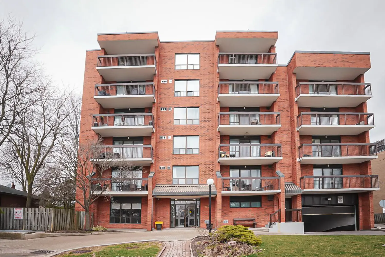 3734 St Clair Avenue 203