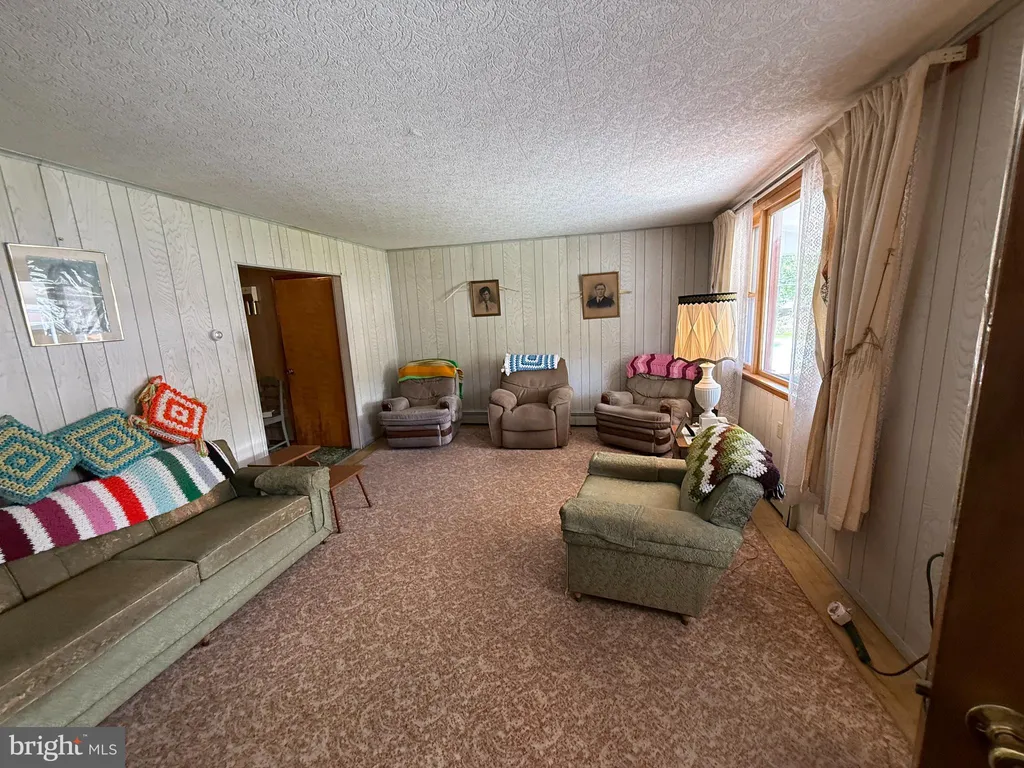 Additional image 10 of 596 Old 209 Road, Tamaqua, PA 18252