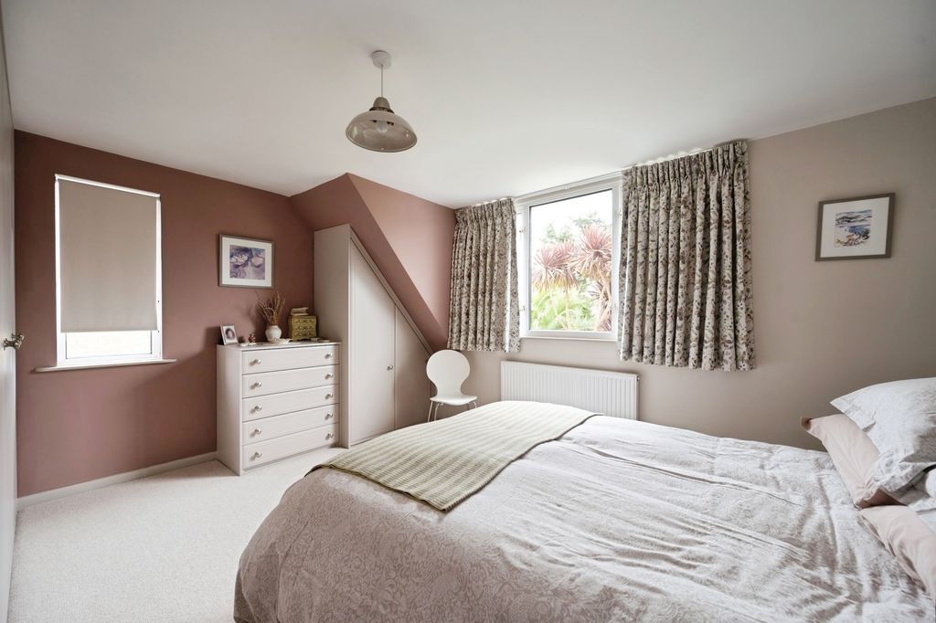 Additional image 10 of 4 bed detached house for saleSt. Helens Road, Hayling Island PO11