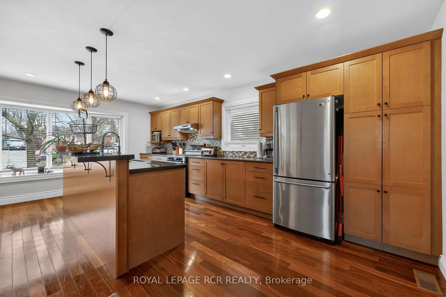 215 Zina Street photo 5