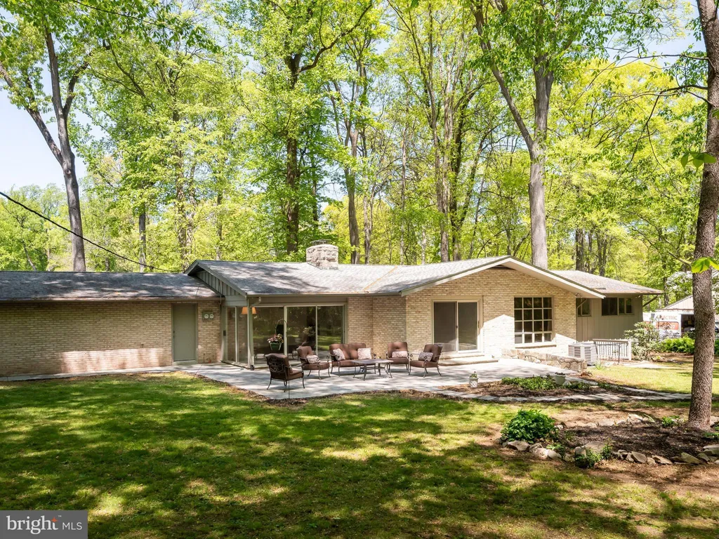 Additional image 43 of 12 Woodland Circle, Downingtown, PA 19335