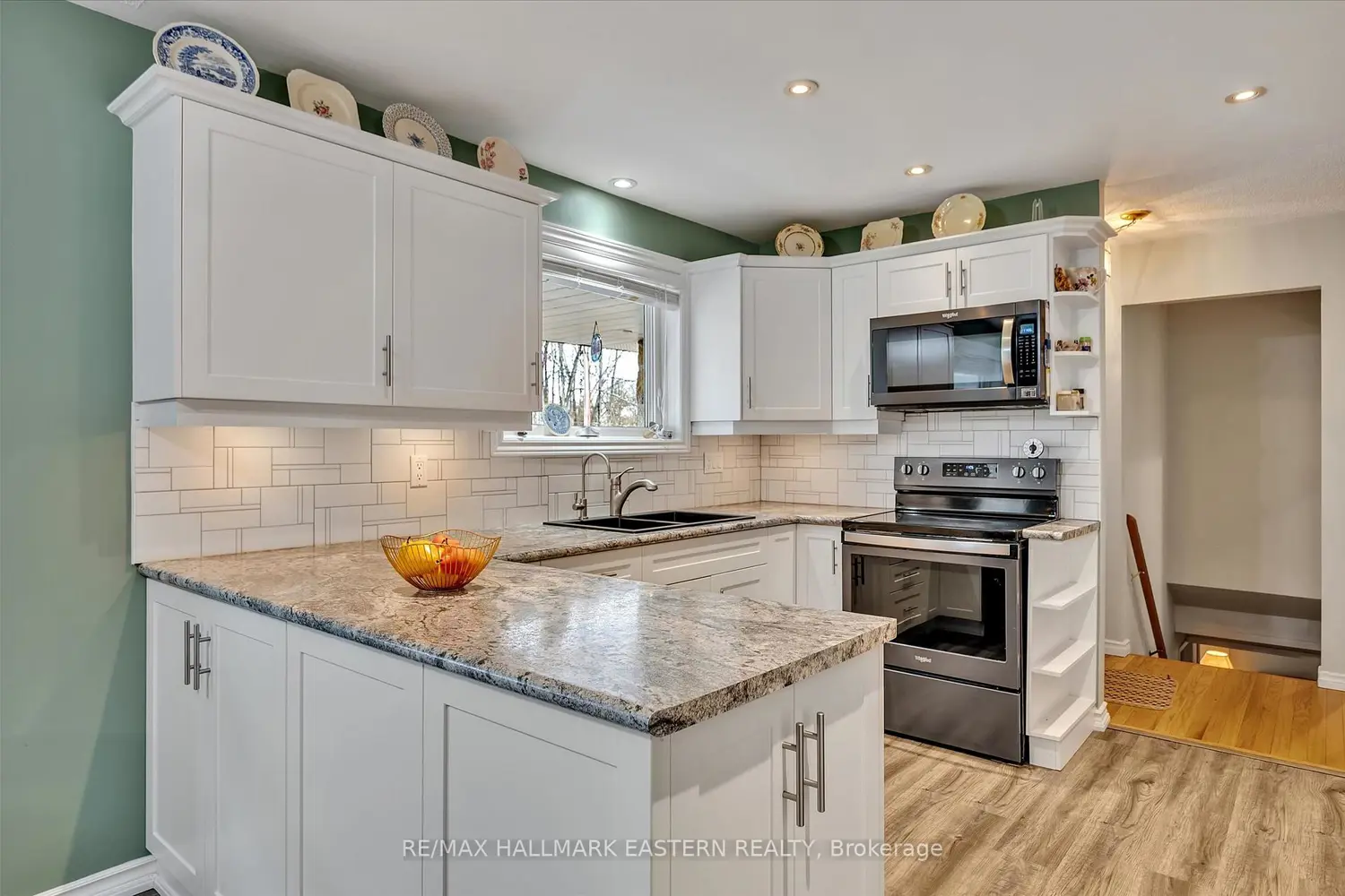 189 Cedarshores Drive photo 4