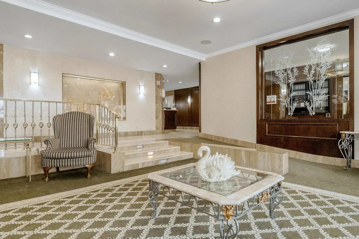 131 Torresdale Avenue 908 photo 2