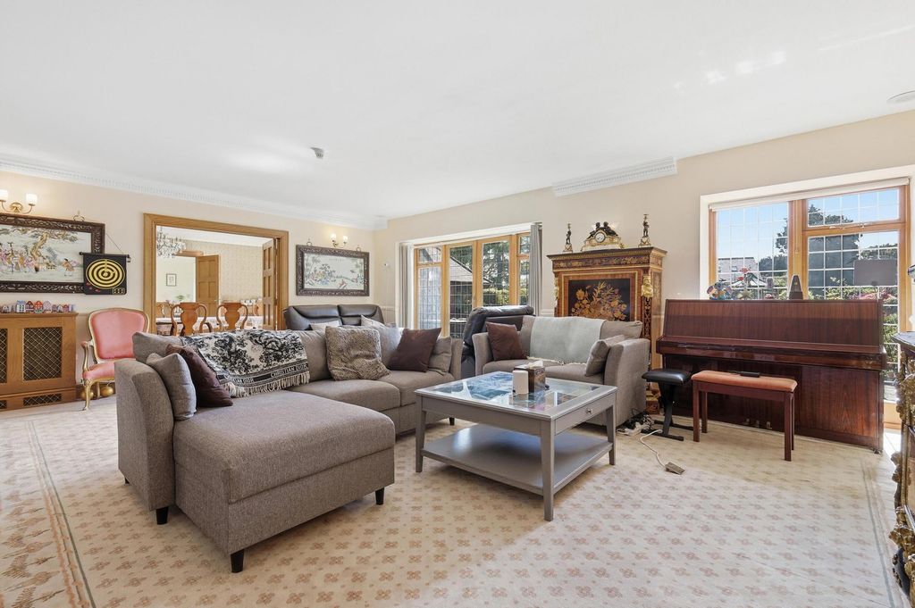 Additional image 5 of 6 bed detached house for saleWest Common Close, Harpenden AL5