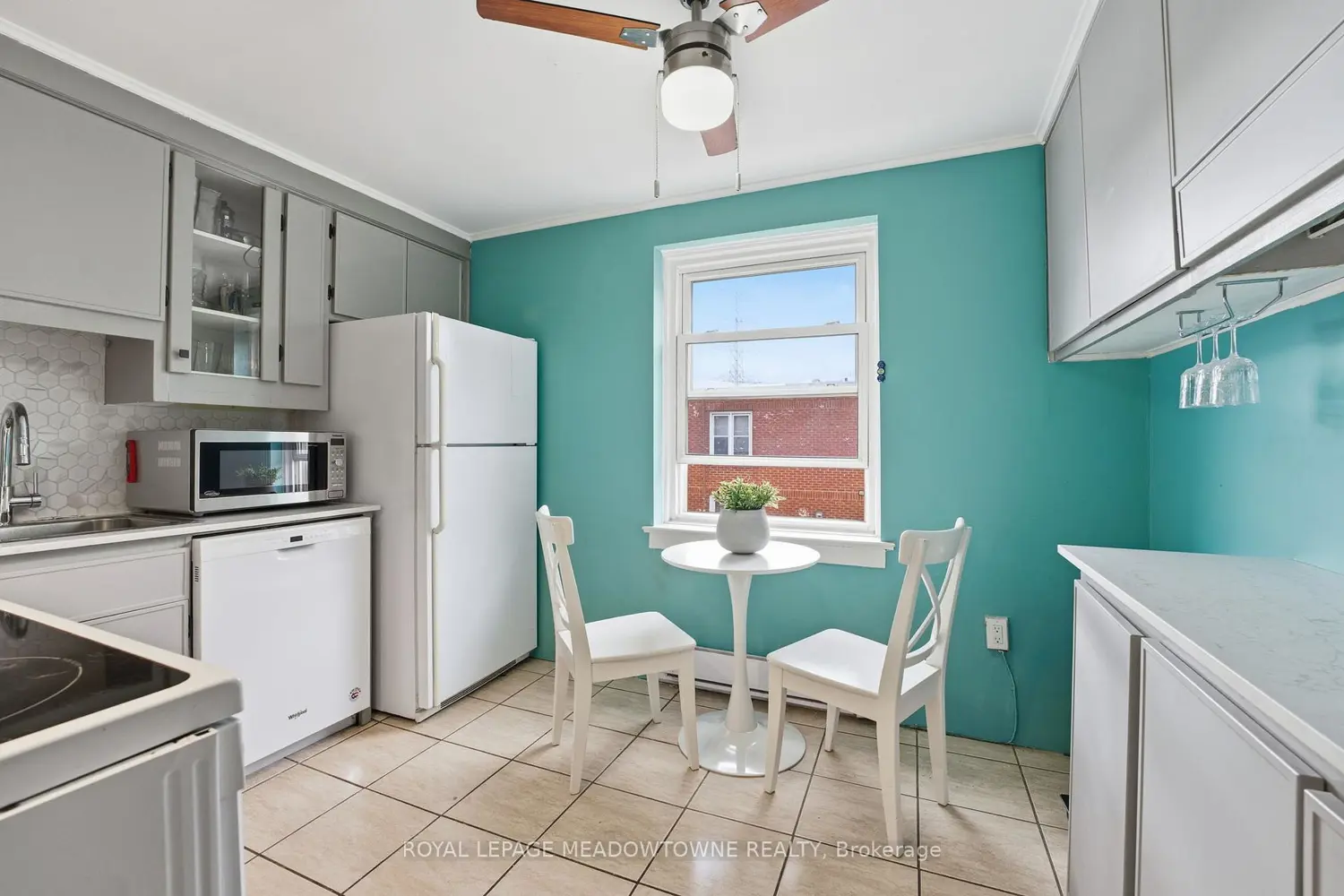 1351 Lakeshore Road 15 photo 5