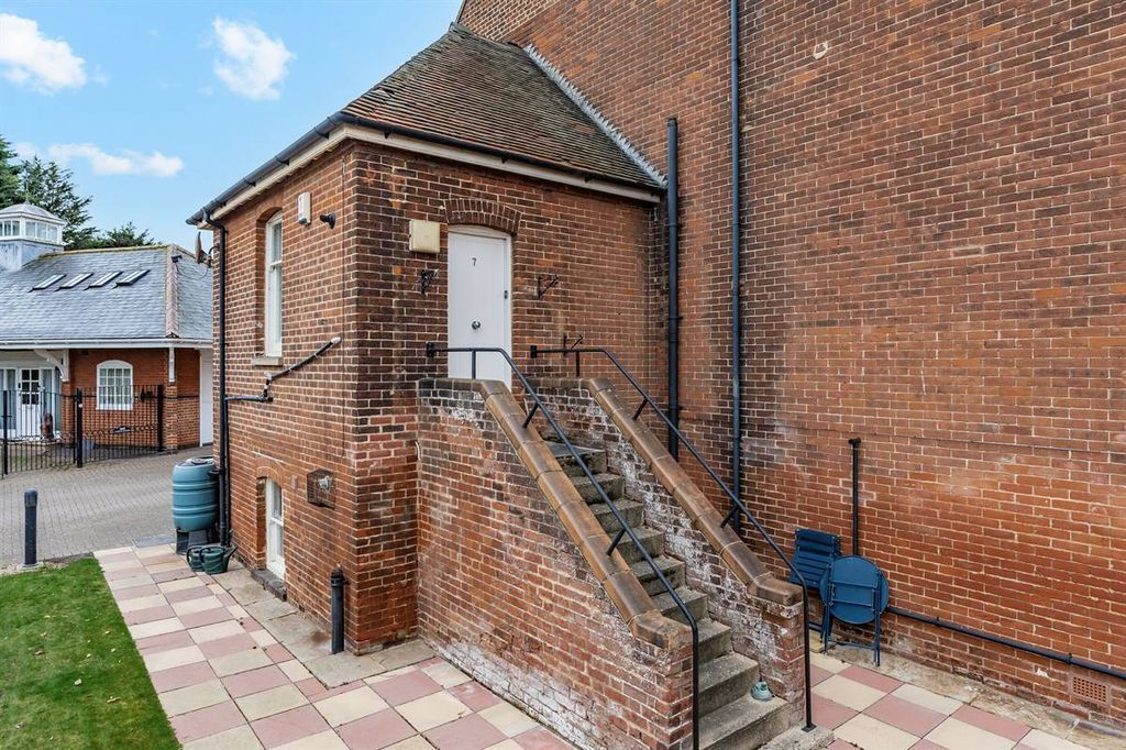 Additional image 20 of 2 bed flat for saleStation Road, Herne Bay CT6