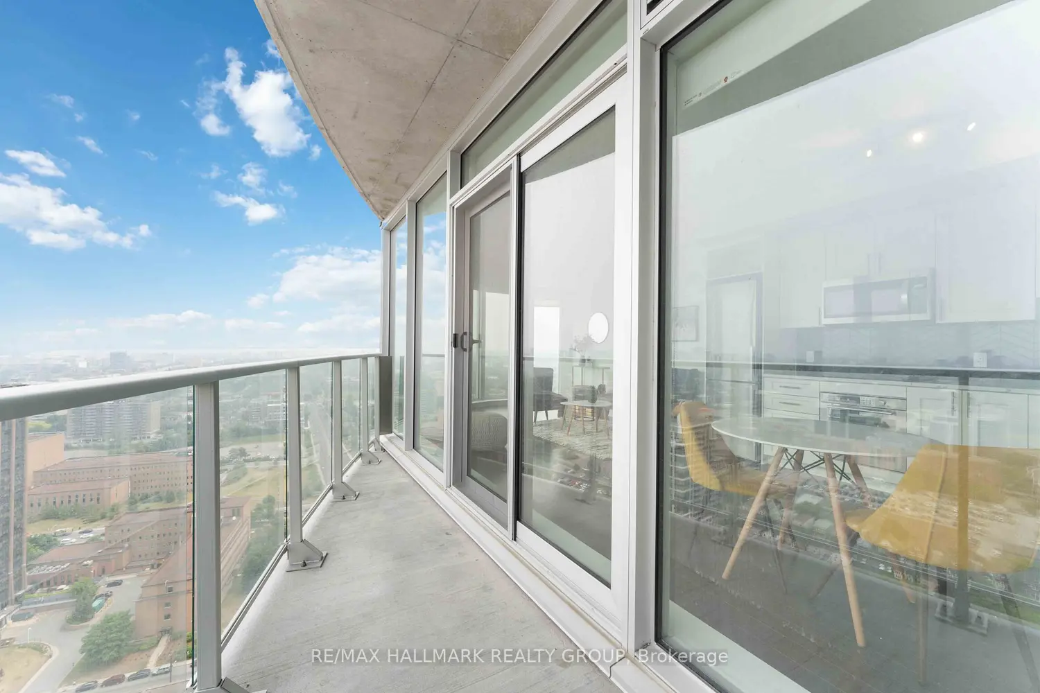 Additional image 6 of 805 Carling Avenue 3108