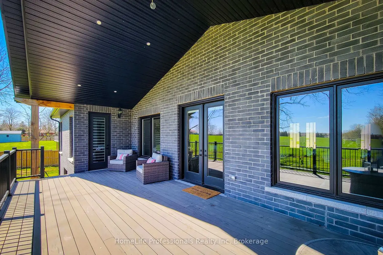 1266 Colborne Street photo 5