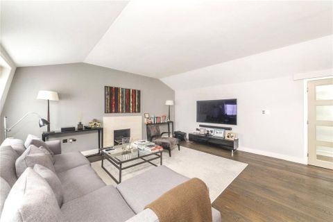 Strathearn Place, London W2