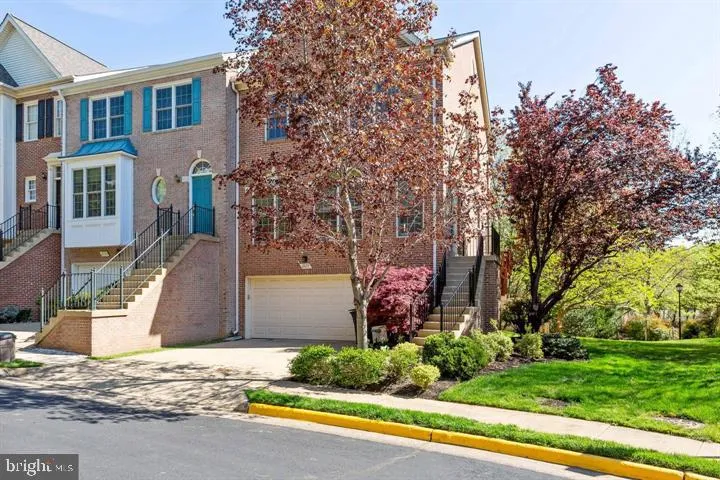 2725 Pembsly Drive, Vienna, VA 22181
