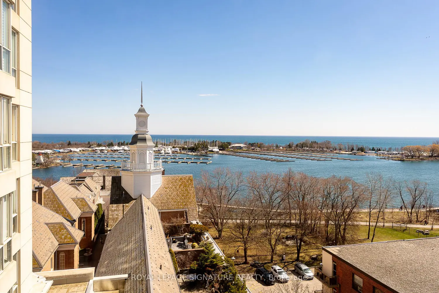 2285 Lake Shore Boulevard 703 photo 3
