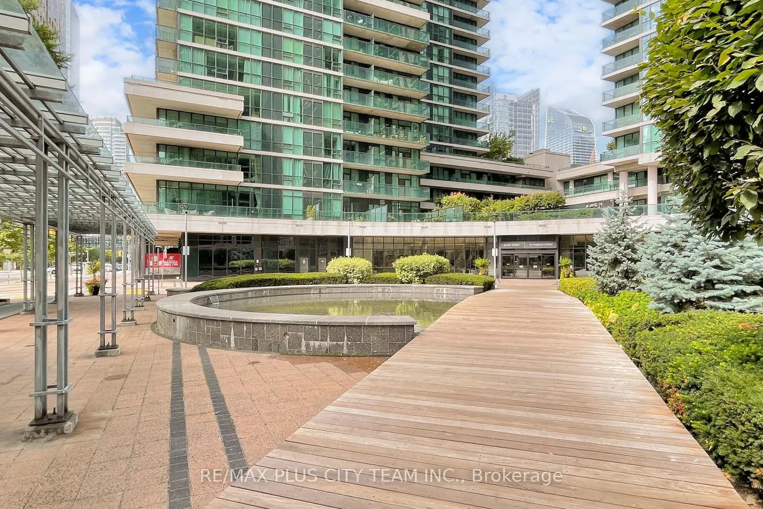 Additional image 18 of 33 Bay Street 2902