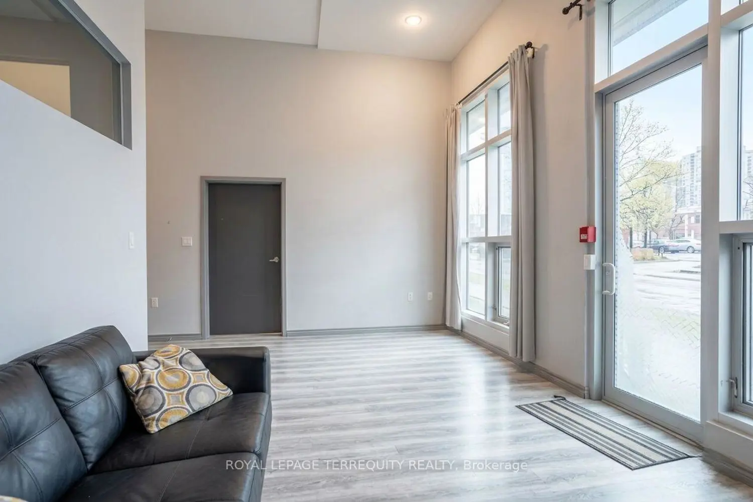 Additional image 12 of 275 Larch Street F106