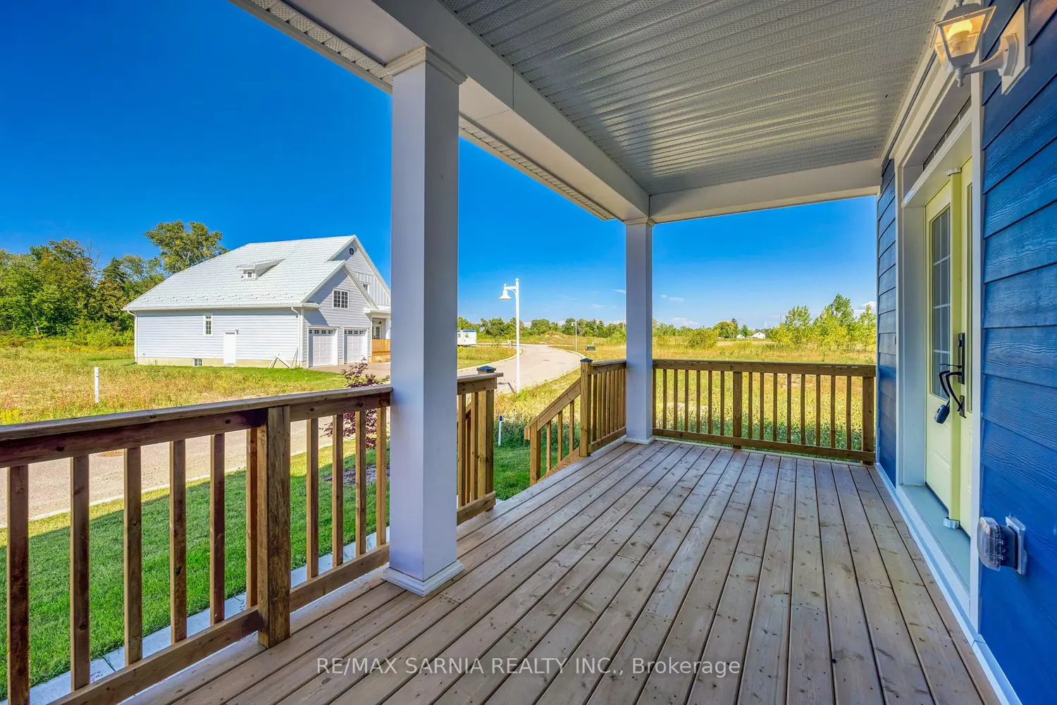 4167 Boardwalk Avenue photo 2