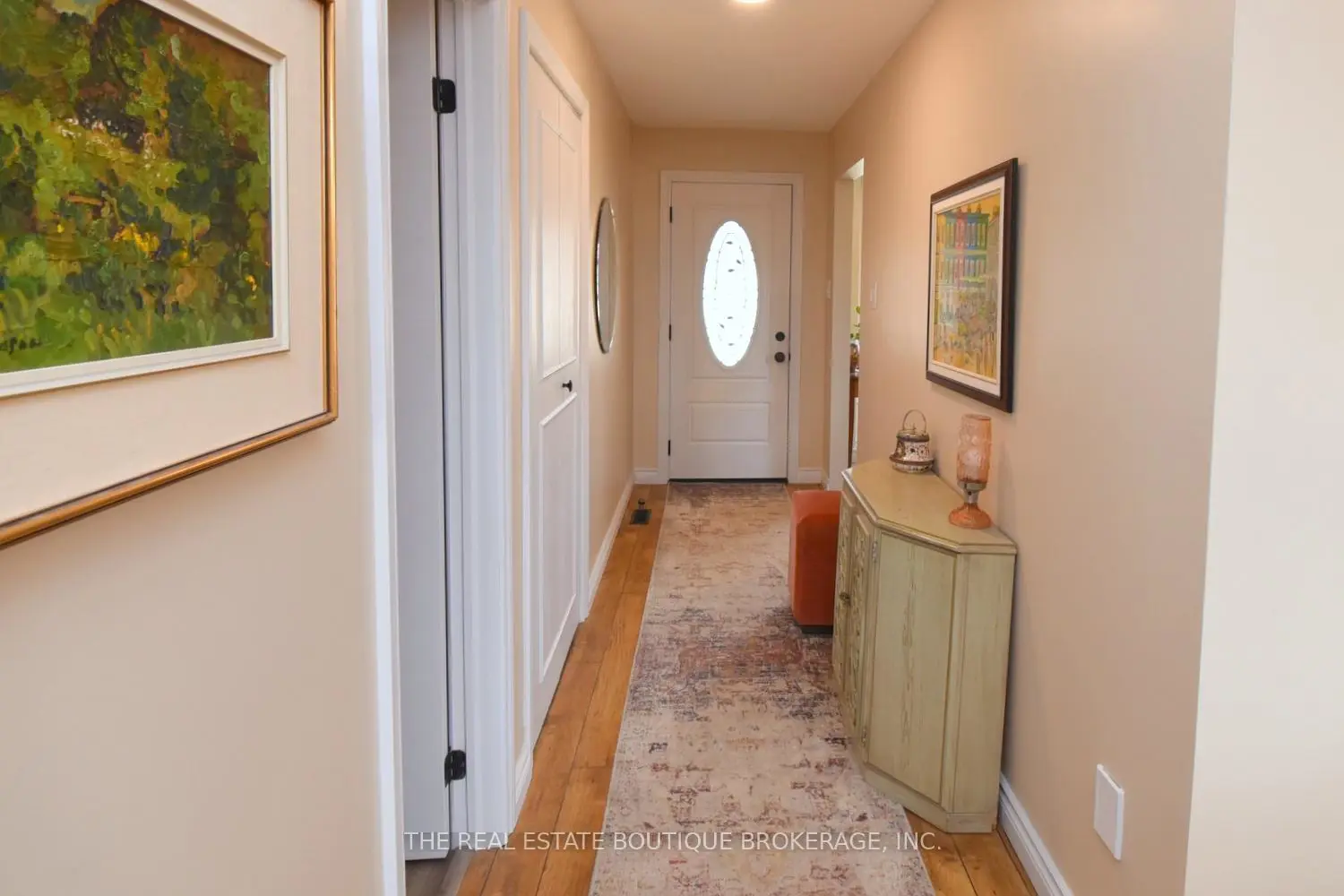 3200 Greenbough Crescent photo 2