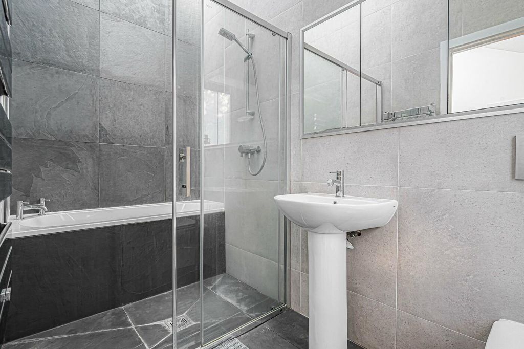 Additional image 35 of 5 bed detached house for saleGreys Road, Henley-On-Thames RG9