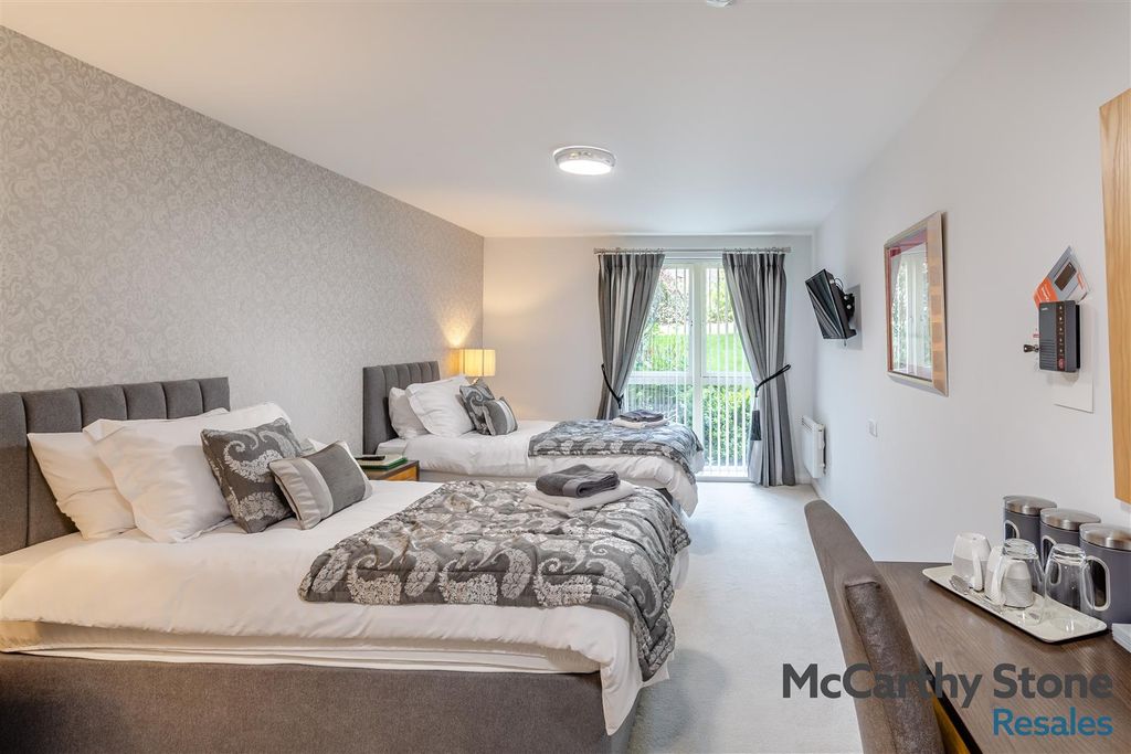 Additional image 14 of 1 bed flat for saleTrinity Court, Oxford Road, Halifax HX1
