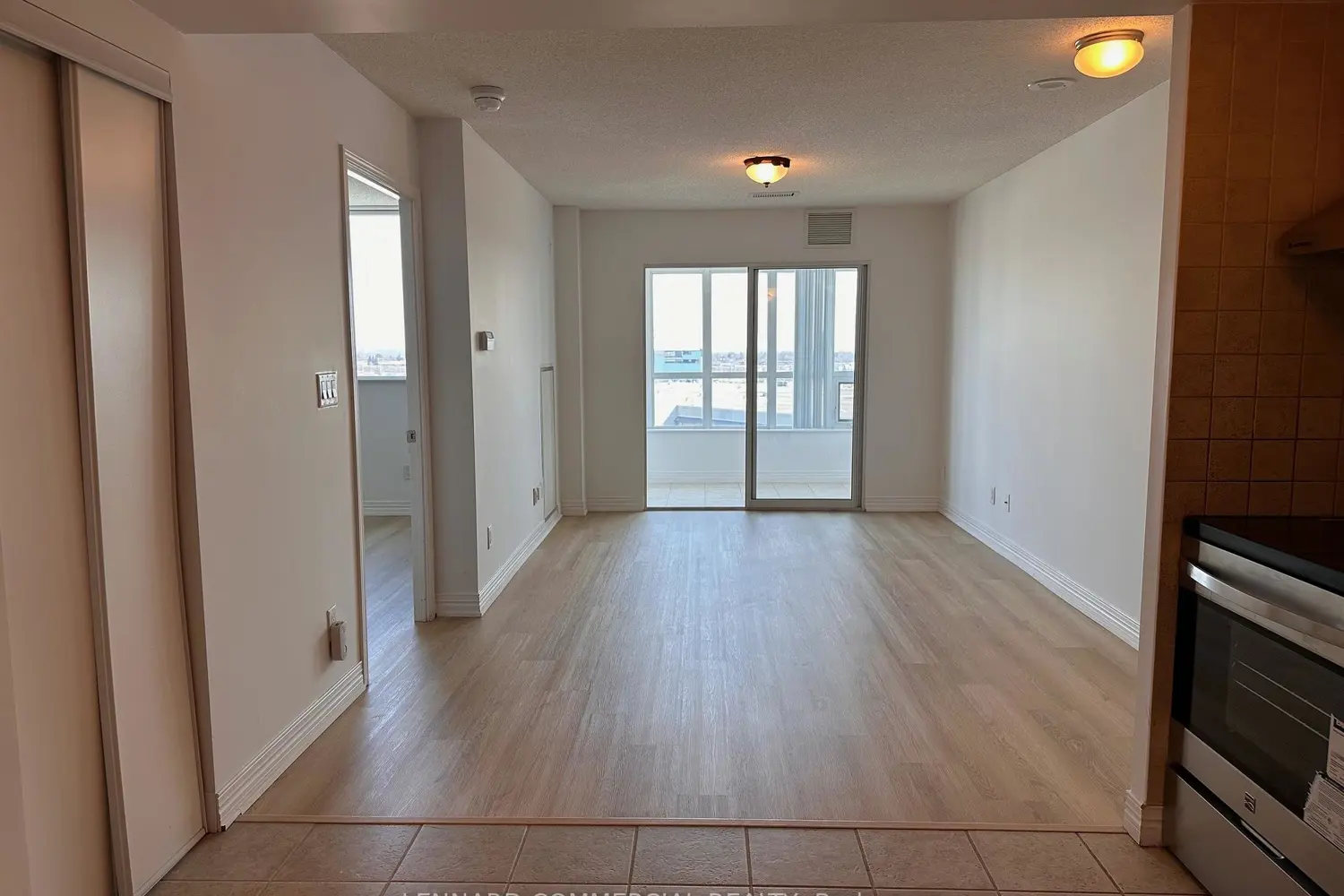 90 Scottfield Drive 816 photo 2