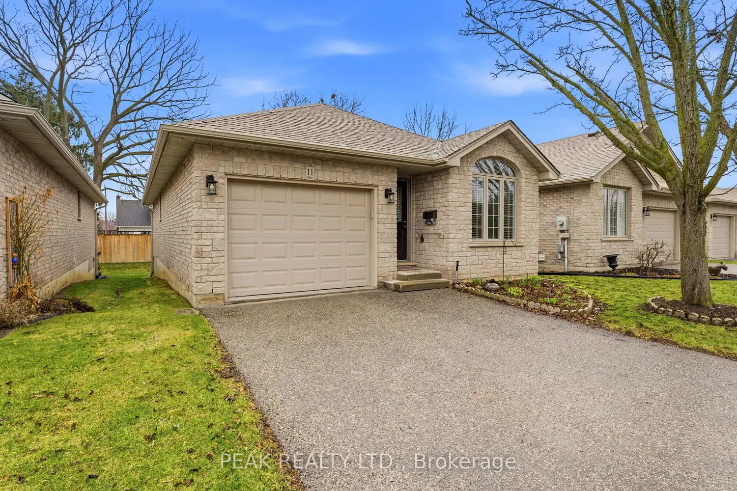 73 Morton Avenue 11