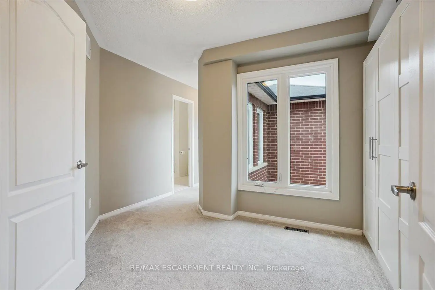 Additional image 4 of 105 River Glen Boulevard