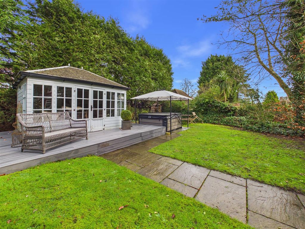 Additional image 28 of 5 bed detached house for saleMarlborough Avenue, Hessle HU13