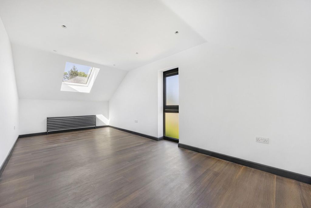 Additional image 27 of 5 bed detached house for saleMakins Road, Henley-On-Thames RG9