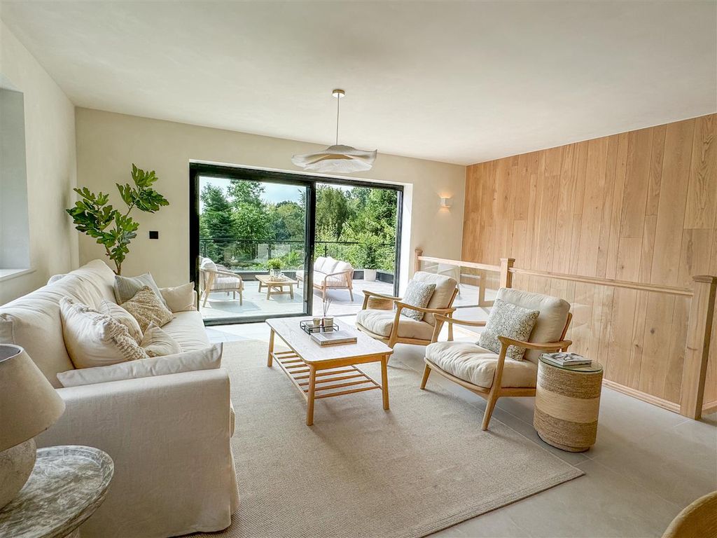 Additional image 14 of 5 bed detached house for saleChurt Road, Hindhead GU26
