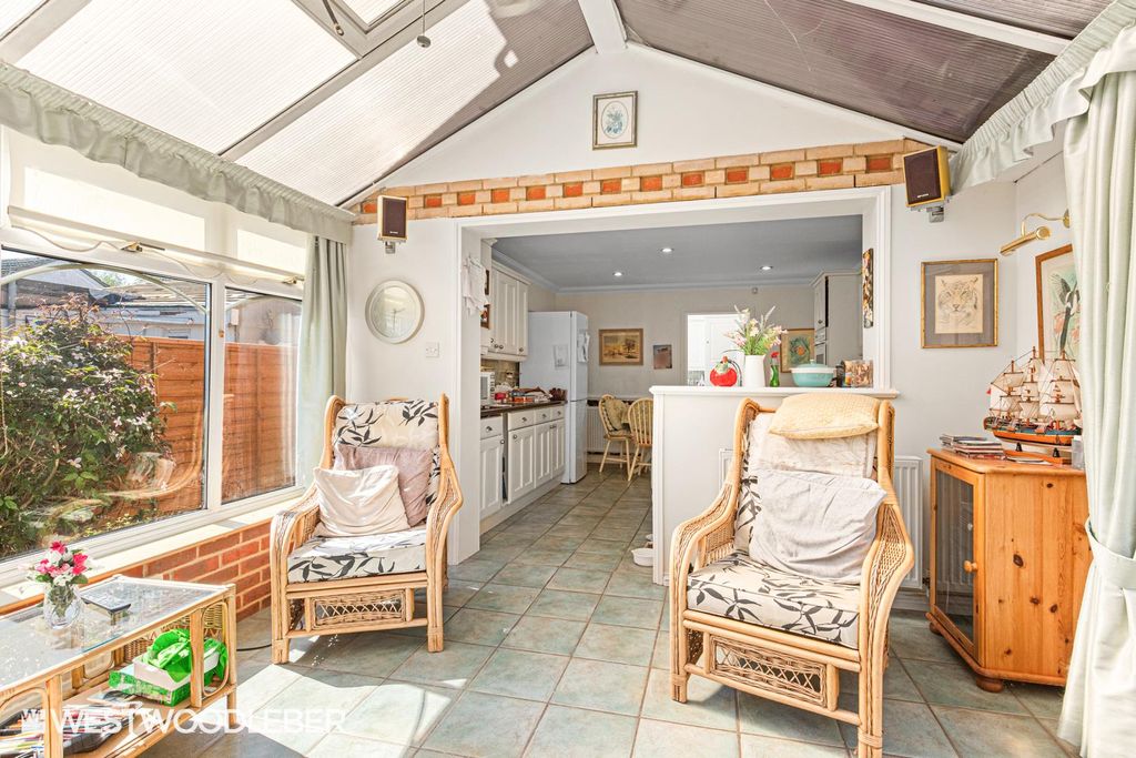 Additional image 7 of 4 bed detached house for saleEldon Road, Hoddesdon EN11