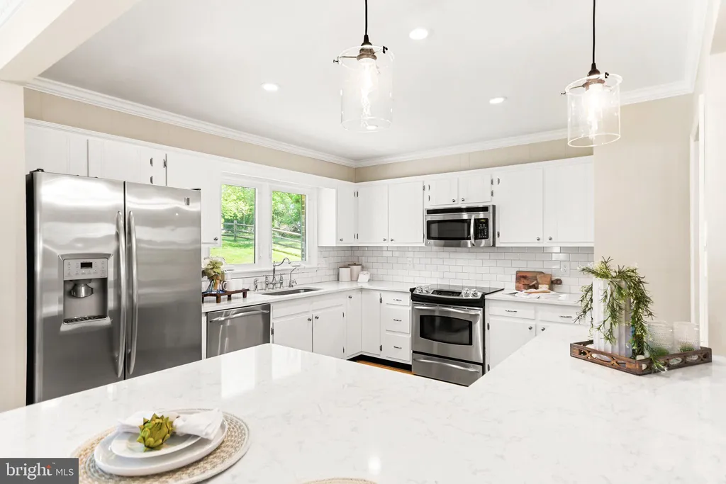 Additional image 5 of 4233 Spring View Court, Jefferson, MD 21755