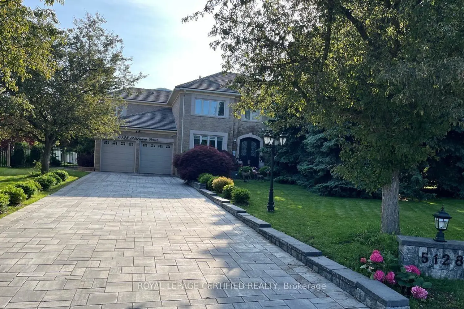 5128 Elderview Court photo 2