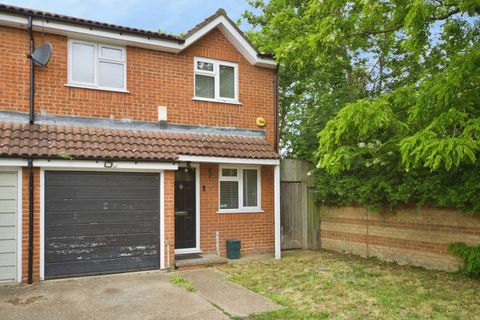 Wigston Close, London N18