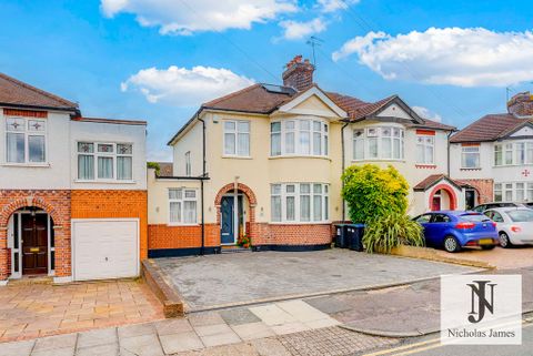 Hardy Way, Enfield EN2