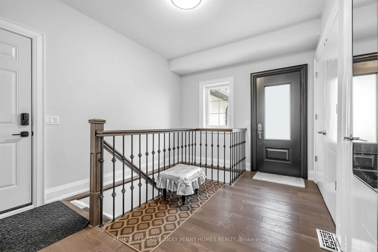 Additional image 7 of 18 Walnut Glen Place