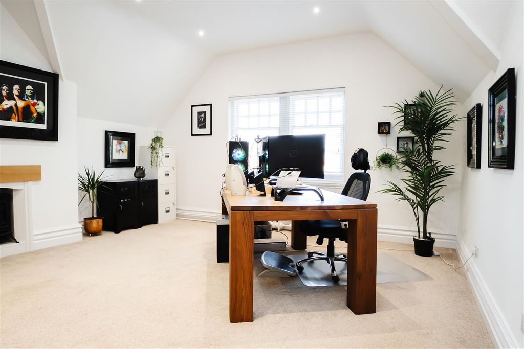 Additional image 46 of 6 bed semi-detached house for saleFerriby Road, Hessle HU13