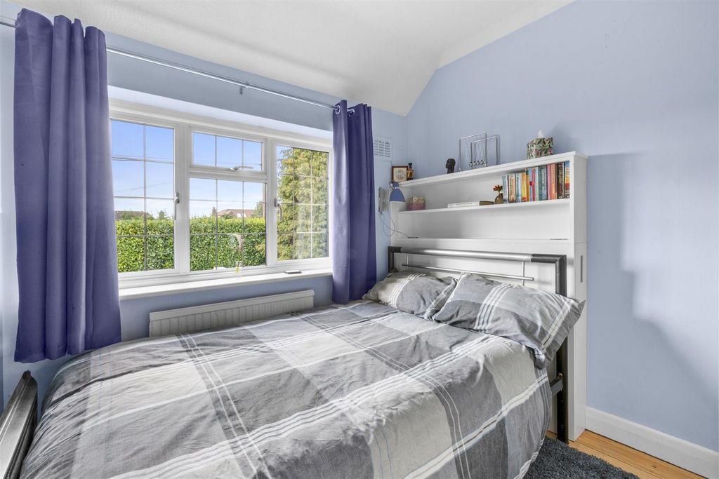 Additional image 16 of 5 bed detached house for saleMarlow Road, High Wycombe HP11