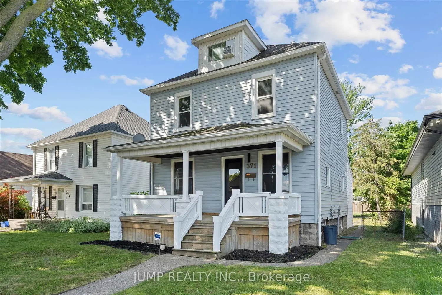 371 Curry Avenue photo 3