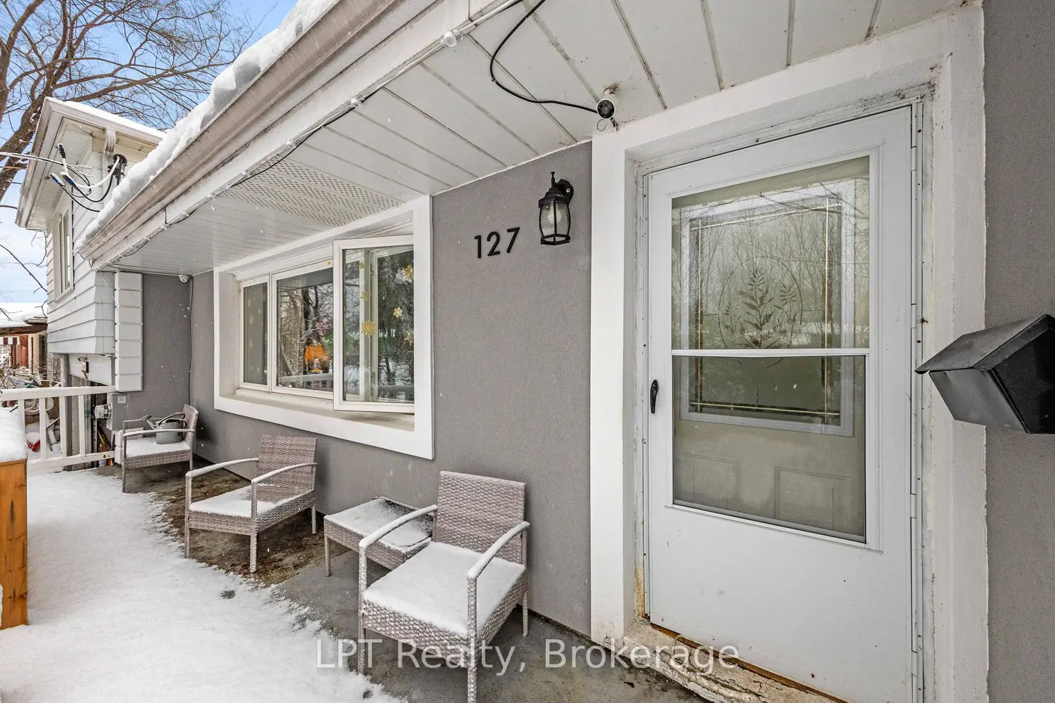127 Kitchener Road photo 3
