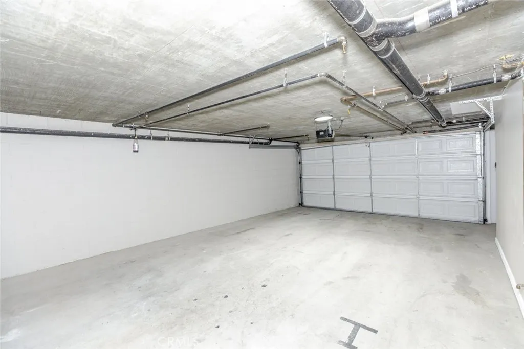 2345 Montrose Avenue Unit 8, Montrose, CA 91020