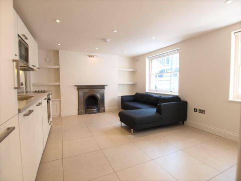 Amwell Street, London EC1R