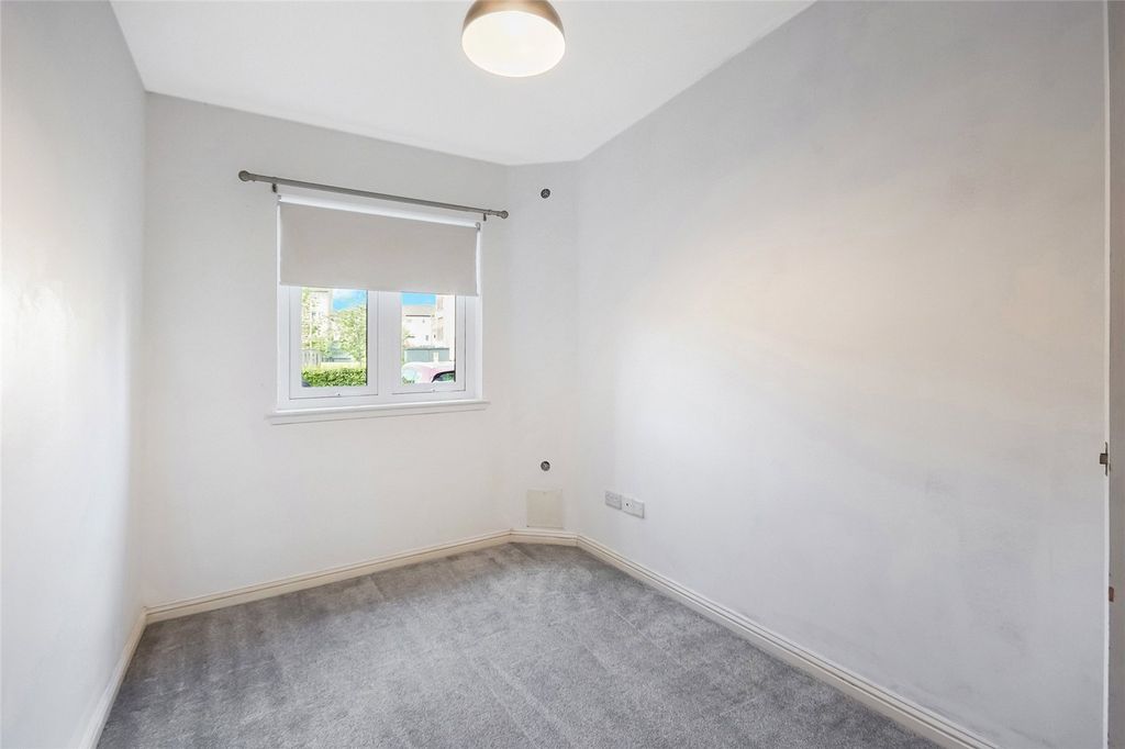 Additional image 13 of 2 bed flat for saleBrankholm Gardens, Hamilton, South Lanarkshire ML3