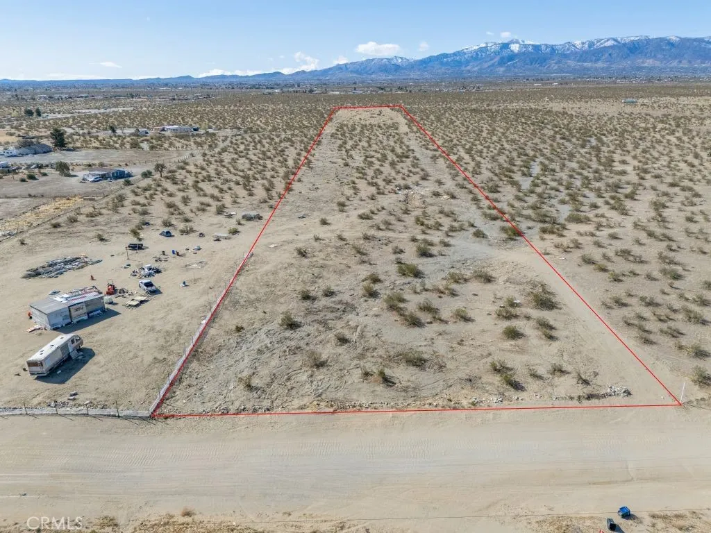 South, Phelan, CA 92371 photo 5
