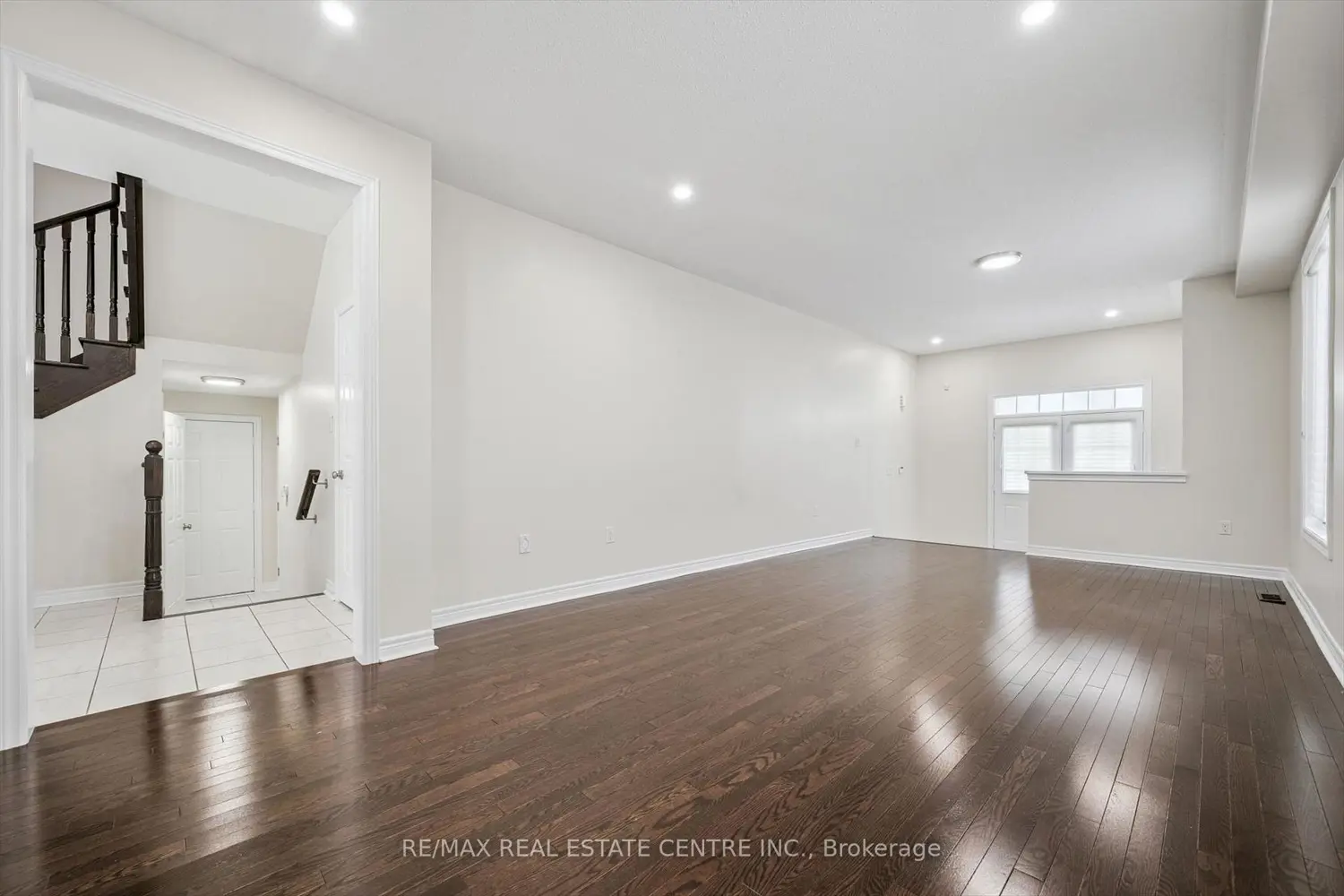 37 Zanetta Crescent photo 5
