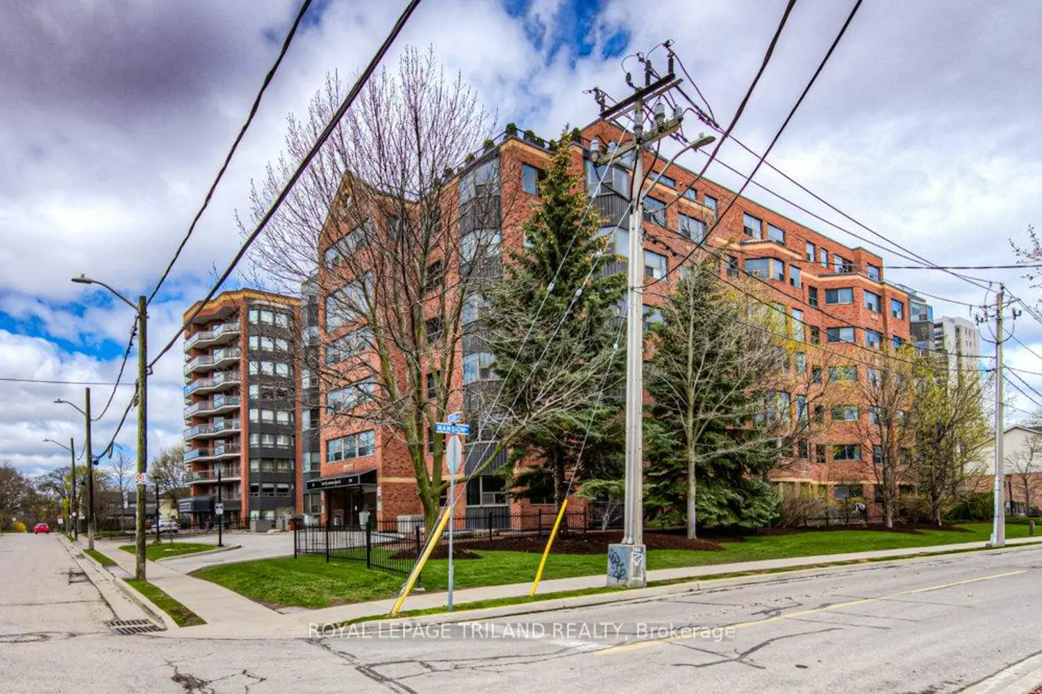 20 Ellen Street 403 photo 4