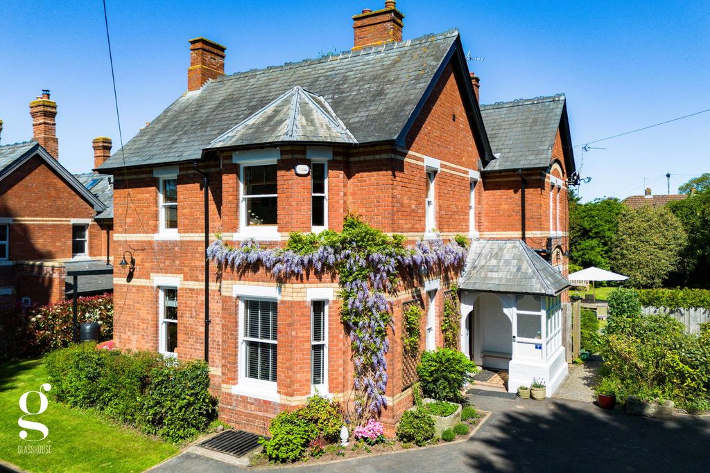 5 bed detached house for saleHafod Road, Hereford HR1